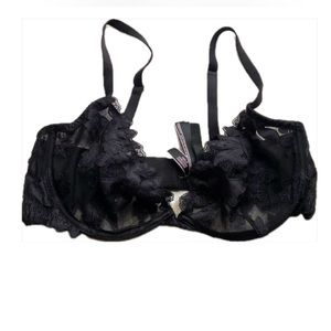 Victoria secret floral plunge Size 36D/ D80.